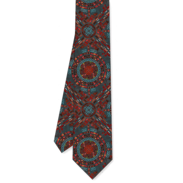 Guthrie Center Stage Tie