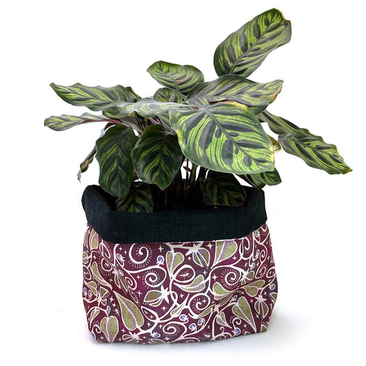 Becka Rahn Fabric Basket – Carnivorous