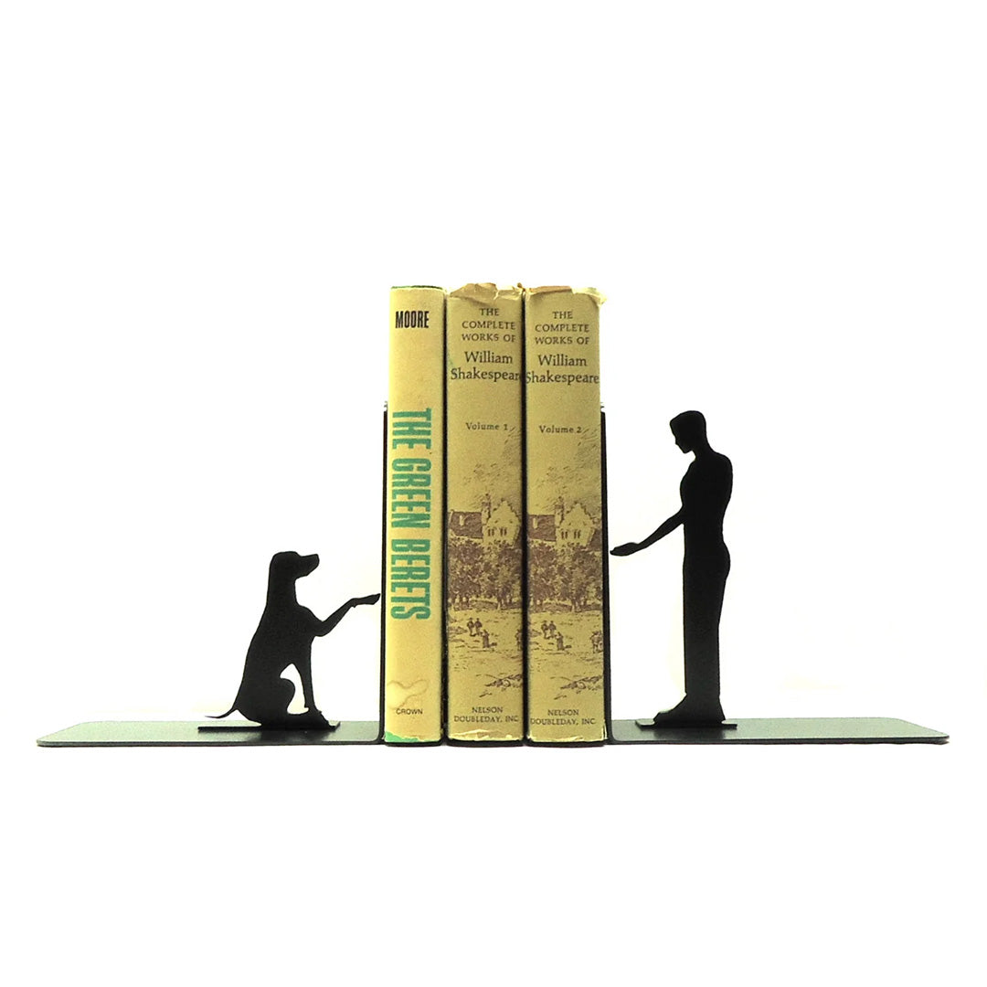 Dog Shake Bookends