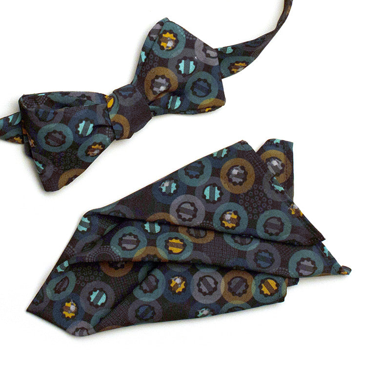 Pigeons and Tambourines Bow Tie Set